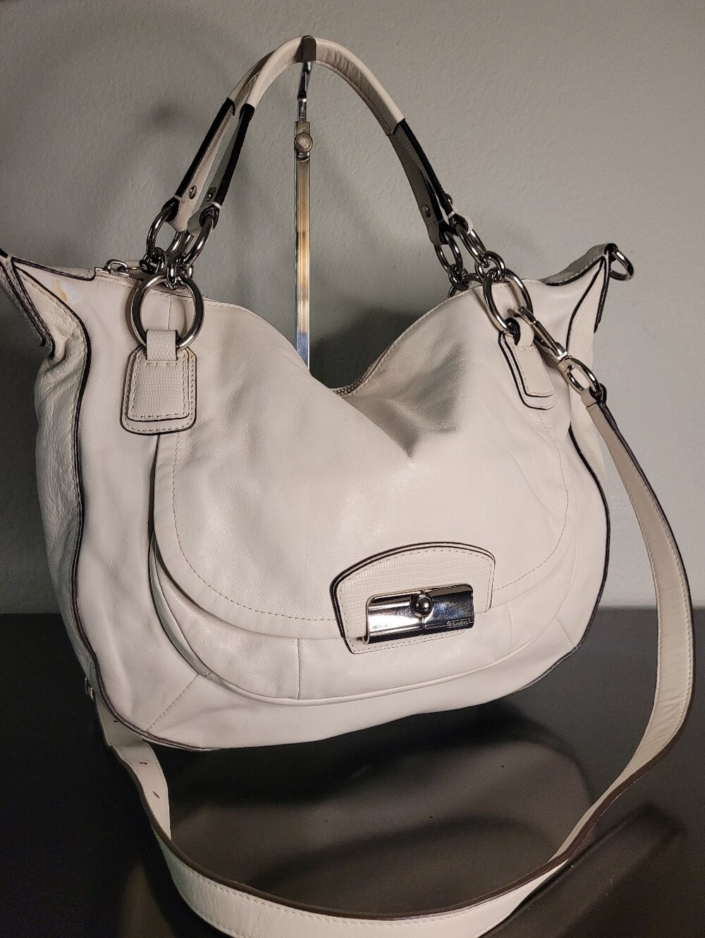 Coach Kristin Shoulder Bag - Picture 2 of 16